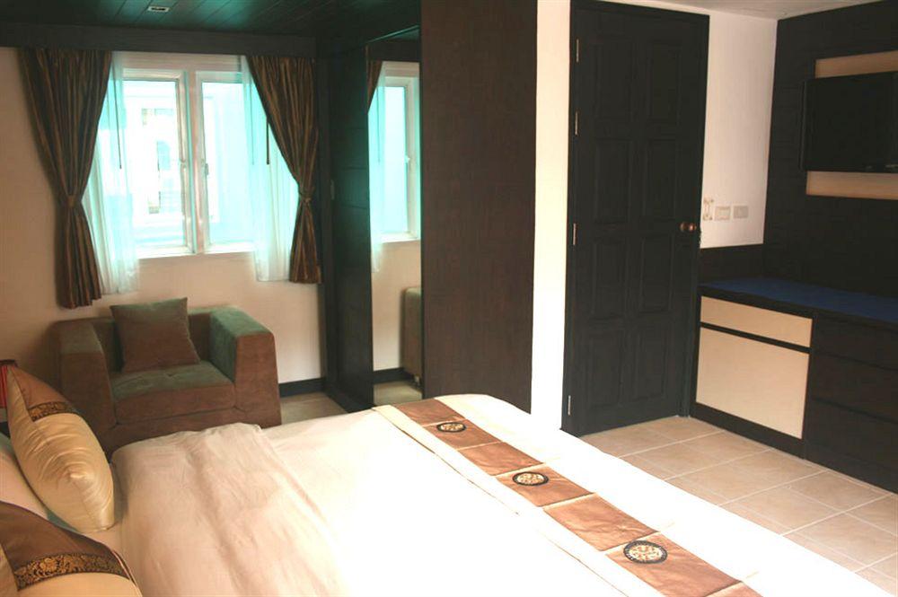 Oasis Inn Бангкок Экстерьер фото