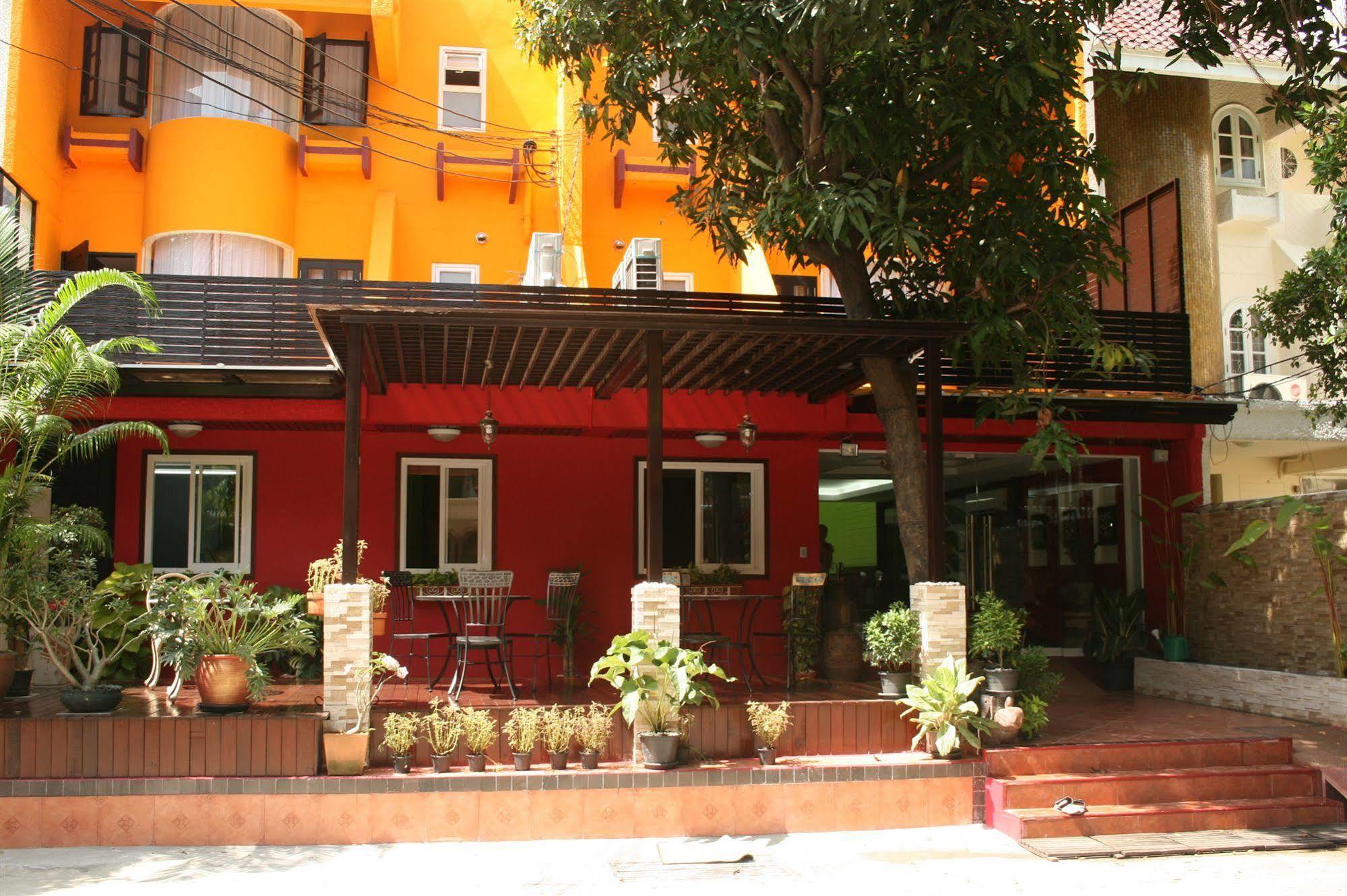 Oasis Inn Бангкок Экстерьер фото