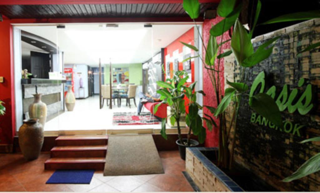 Oasis Inn Бангкок Экстерьер фото